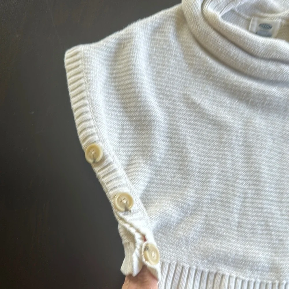 Old Navy Cream Ribbed Knit Sweater Top